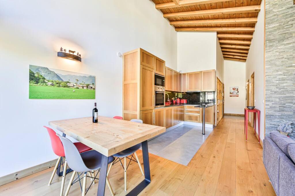 Grand Paradis C21 - Modern With Great Location *