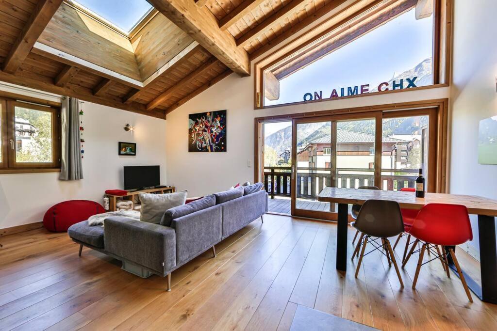 Grand Paradis C21 - Modern With Great Location